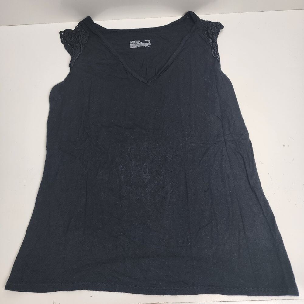 Gilligan & O'Malley Black Crocheted Sleeveless V-Neck Tank Top Women's Size M